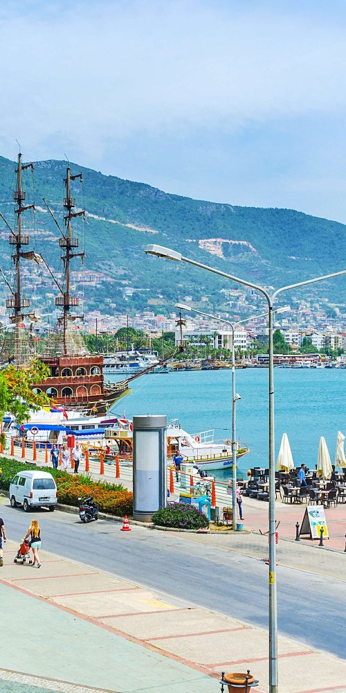 Historic street scene in Antalya