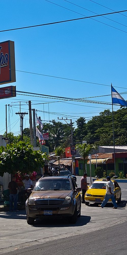 Historic street scene in San Luis Talpa