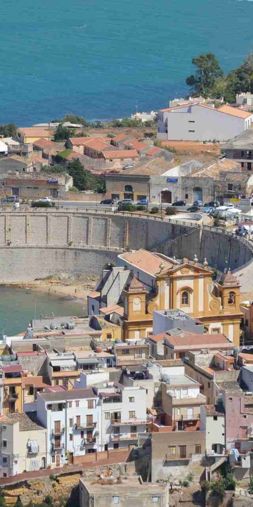 Narrow lanes in Trapani historic centre